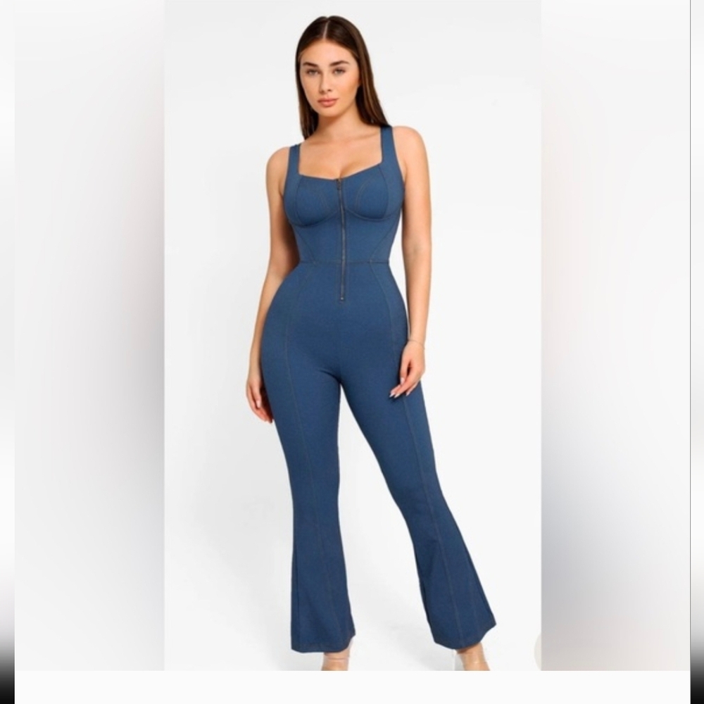 Elegant Blue Sleeveless Jumpsuit